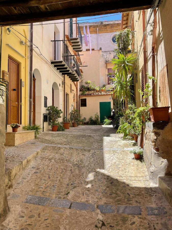 La Nicchia Apartment Cefalu Exterior photo